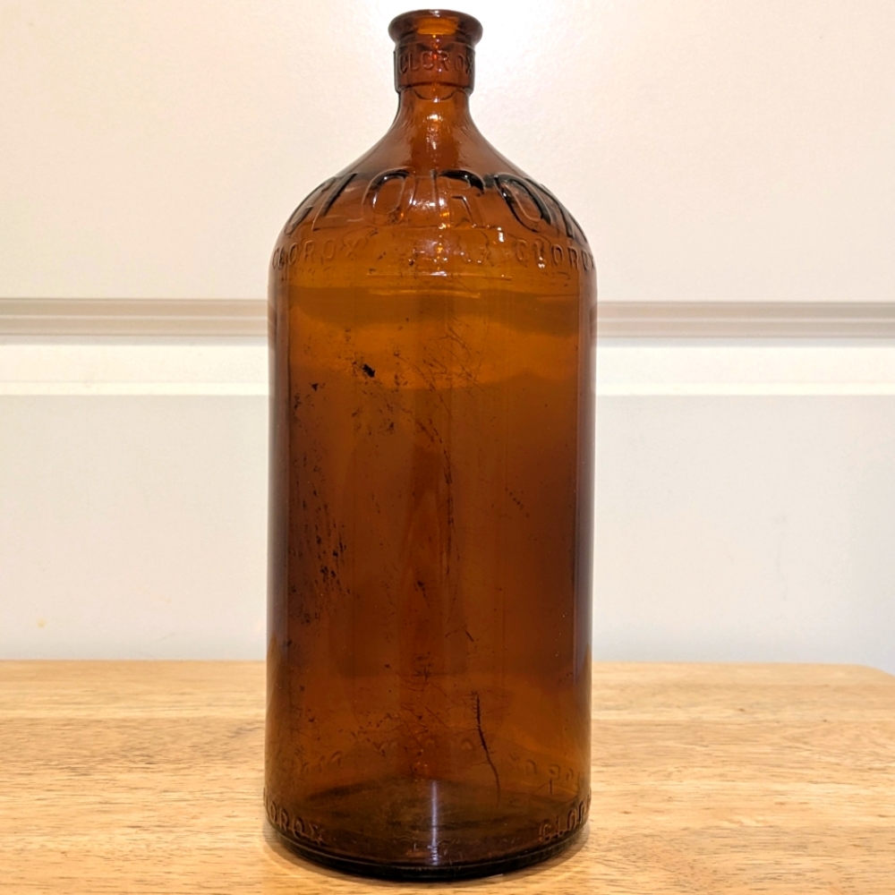 Vintage 1937 Clorox 32oz Brown Glass Bottle
